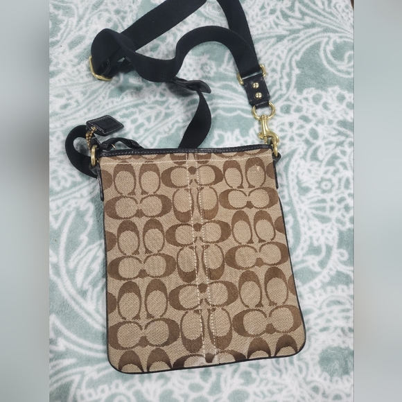 Vintage Coach crossbody bag - Picture 3 of 5
